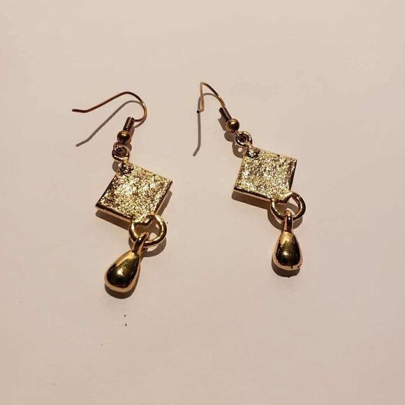 Vintage 80's Gold Tone Drop Enameled Earrings - Picture 2 of 2